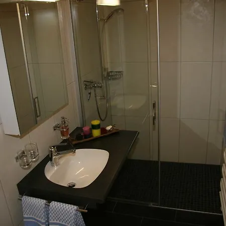 بايم سي شقة